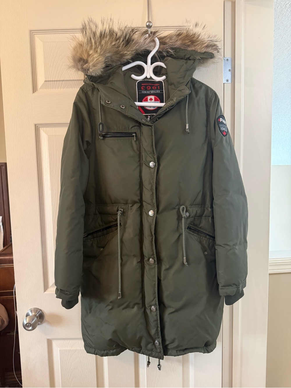 Pajar Green Winter Down Parka Coat Size XSfits larger